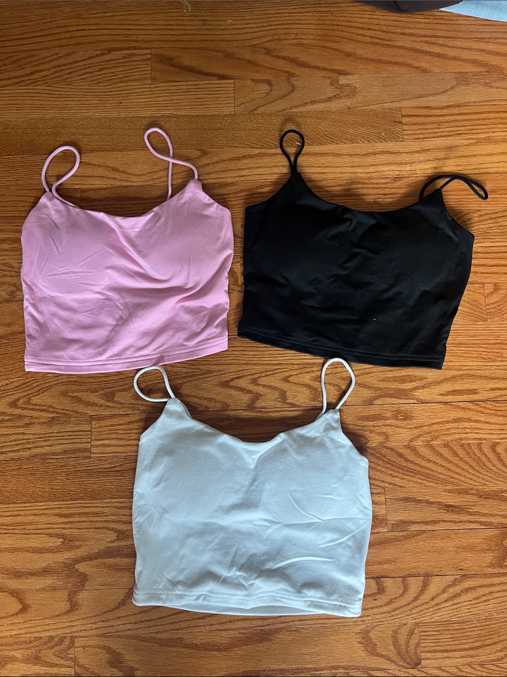 Women’s 3 pack padded tank tops